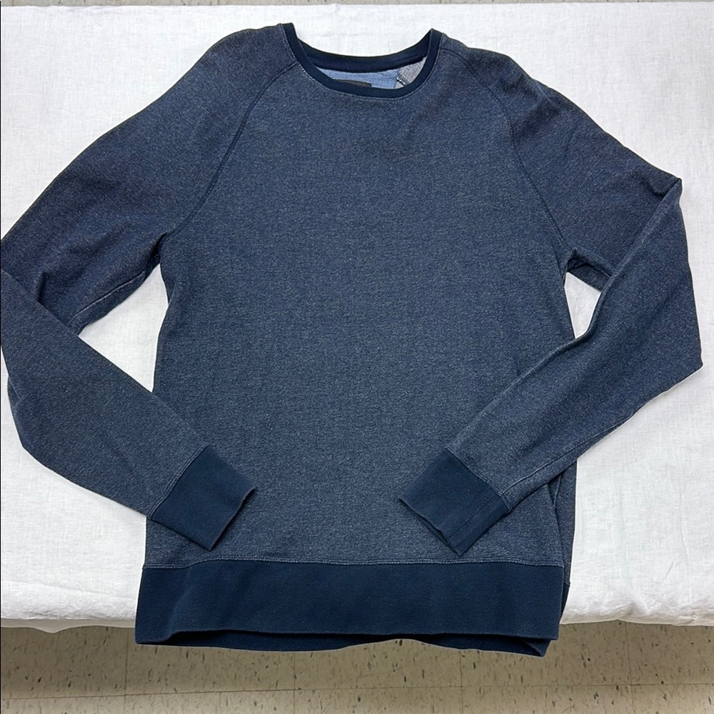 Men's Navy Blue Sweater